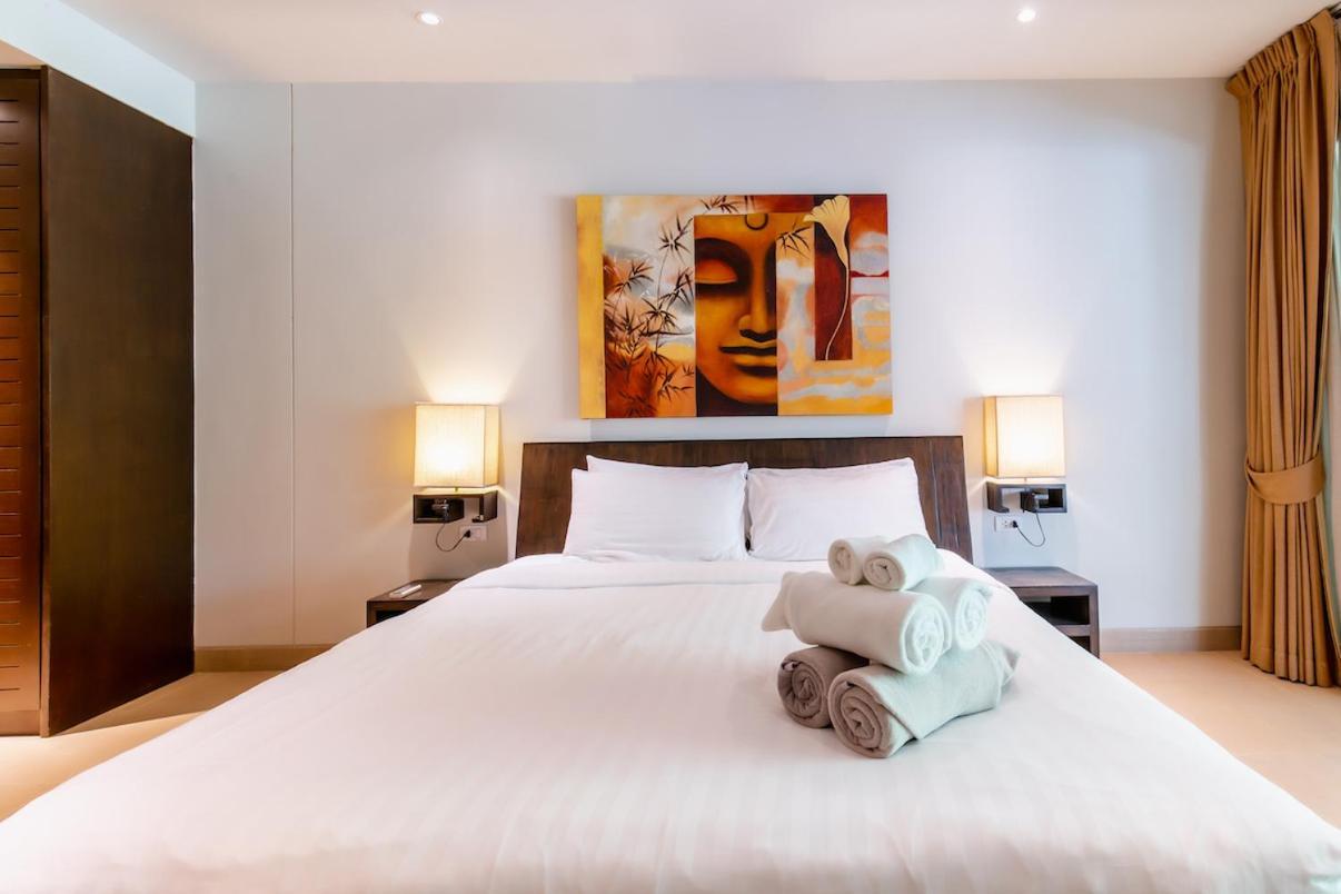 Poppy Beachfront Residence Rawai Chambre photo